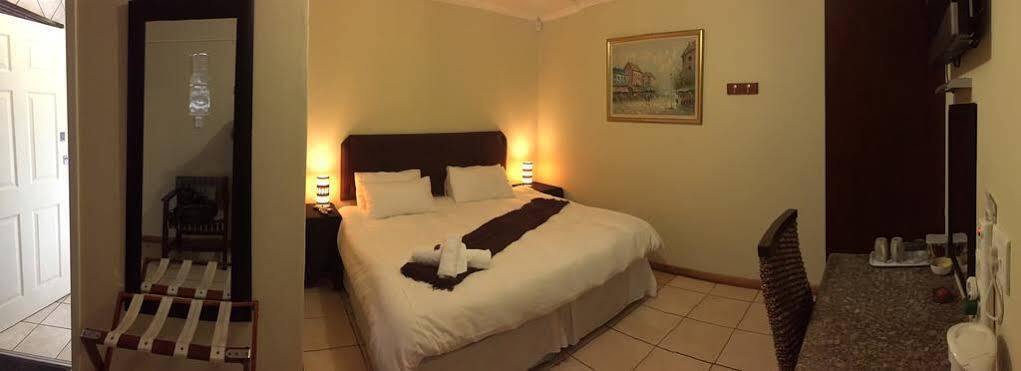 בלומפונטייין Premiere Guesthouse מראה חיצוני תמונה